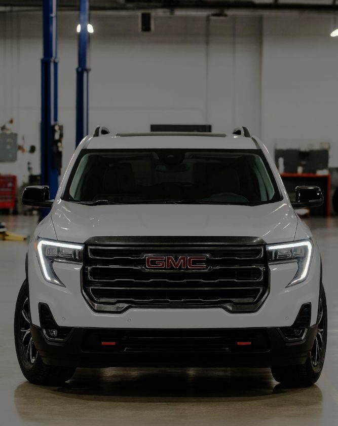 white-gmc-suv-in-for-GM-Certified-Collision-Repair-at-One-Twenty-two-Collision-in-GA