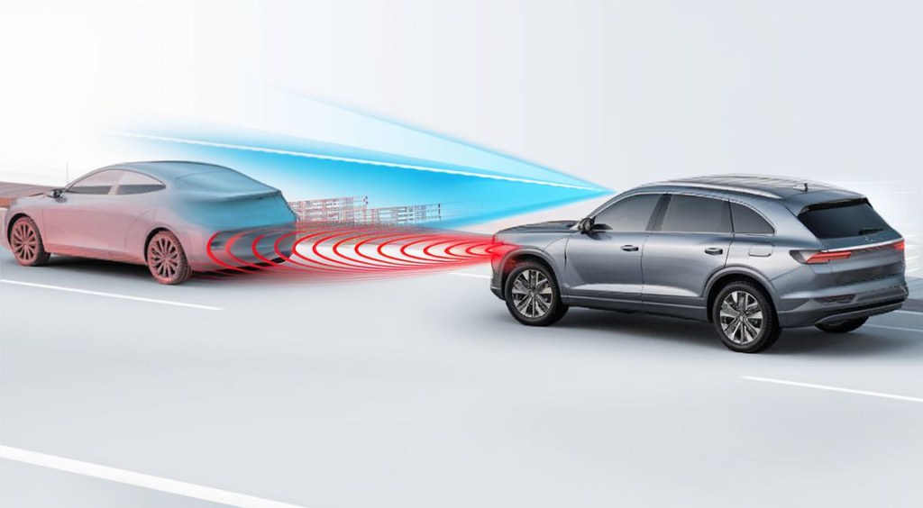 Vehicles-showing-ADAS-working-on-Highway-in-Georgia-One-Twenty-Two-Collision